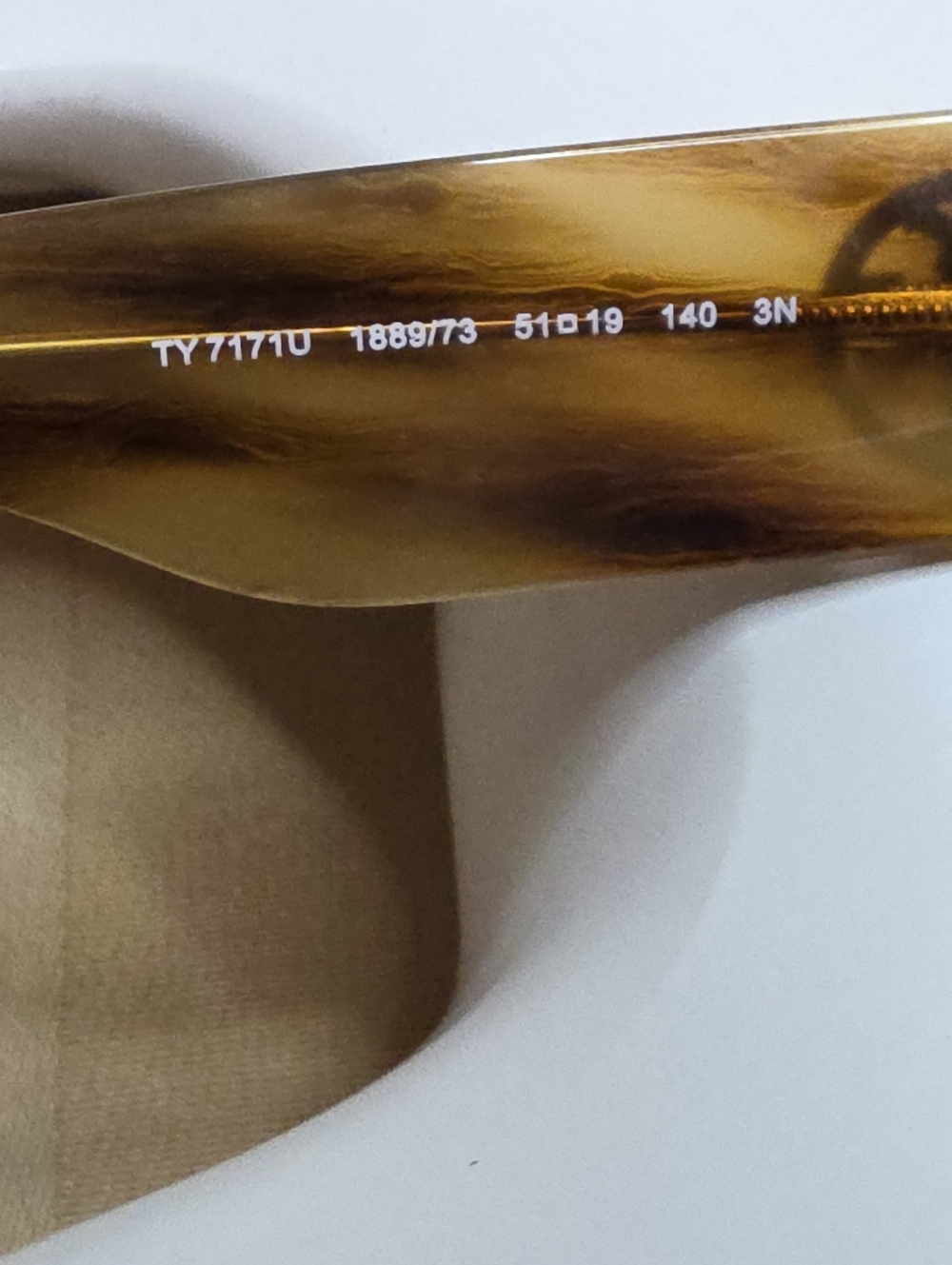 TORY BURCH TORTOISE SUNGLASSES W/ CASE EXCELLENT CONDITION NO SCRATCHES - Picture 5 of 7